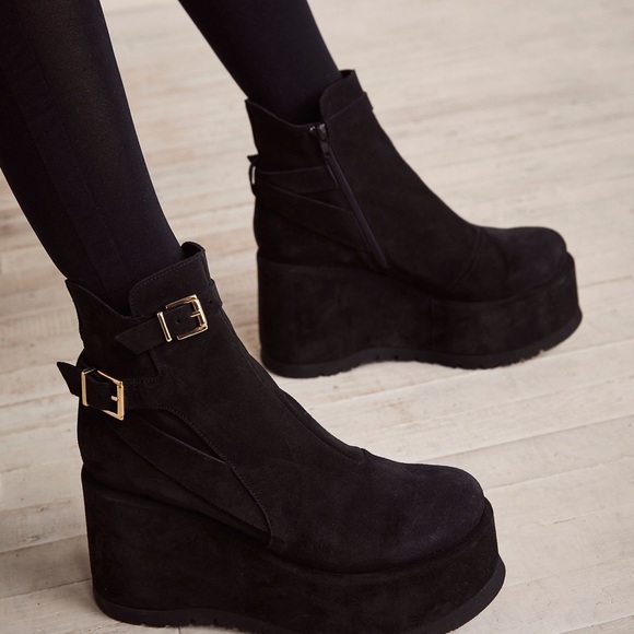 Free People Shoes - Free People Sabrina Platform Ankle Boots